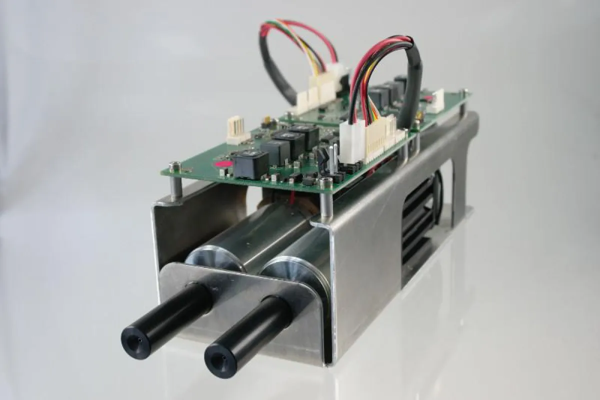 LED und Laser basierte Hochleistungs-Lichtmodule für die Einkopplung in Faserquerschnitte von 125 bis 700 µm.