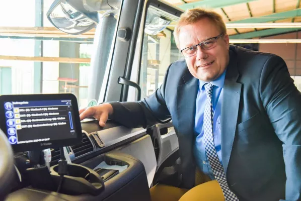 Bild: Glastransporteur Hubert Winnen setzt auf Telematiklösung von Trimble