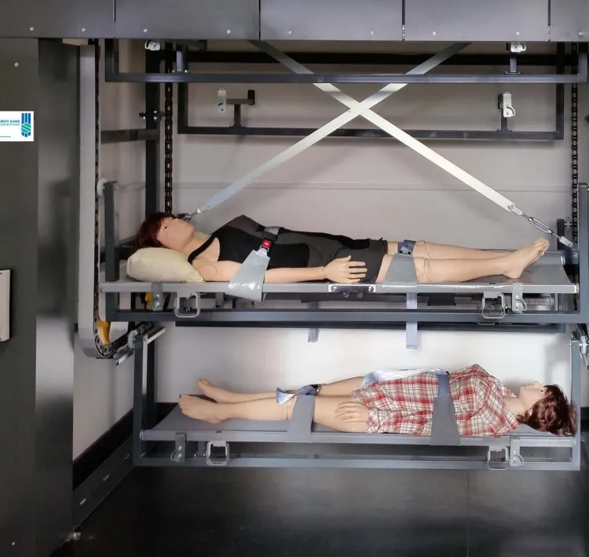 Innovative Lagerung anatomischer Übungspuppen