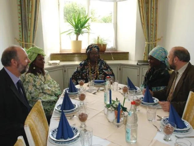 Bild: Königlicher Besuch im Kloster