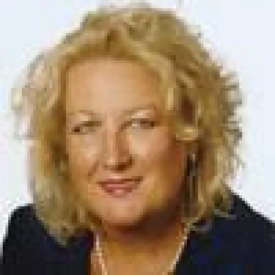 Bild: Kritik an Bundesverdienstkreuz für Edith Schwab