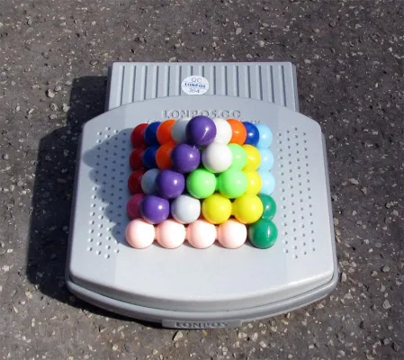 Bild: Neues Kapitel der Lonpos Erfolgsstory - Lonpos Colorful Cabin - der neue Geniestreich der Knobelspielschmiede