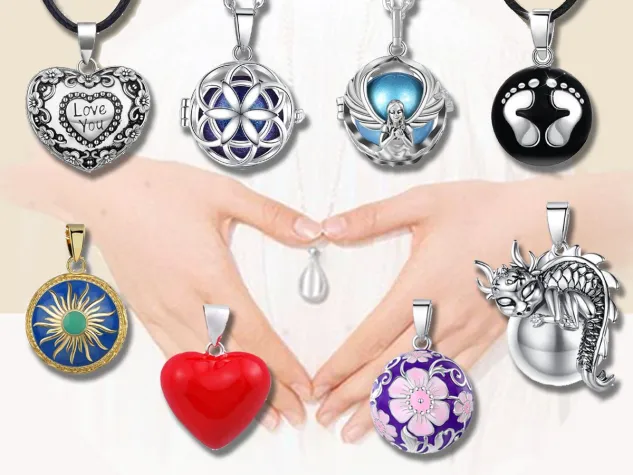 Bild: Schwangerschaftsschmuck mit Symbolkraft für selbstbewusste, werdende Mütter