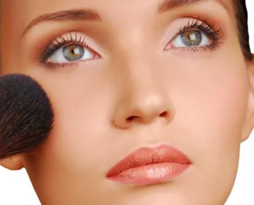 Bild: Make-up Workshop- es sind nur wenige Schritte bis zur optimalen Ausstrahlung