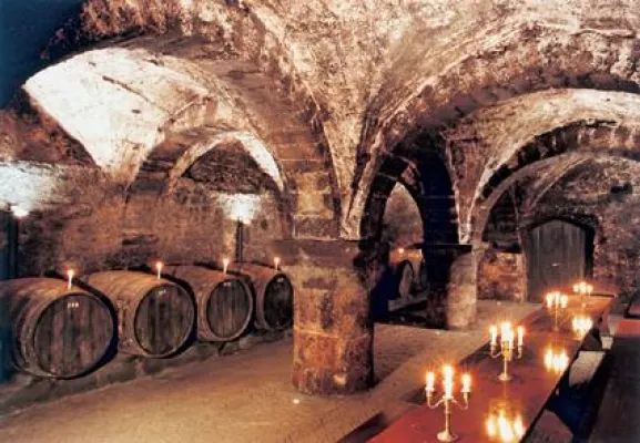 Bild: Gutsweinprobe der Vereinigten Hospitien in Trier