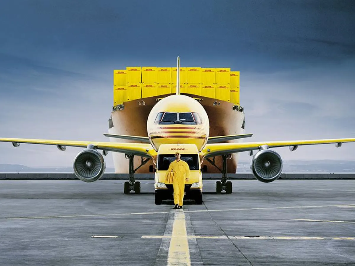 Mit einem Bildungsgutschein kann man beruflichen neu durchstarten. © dhl.de