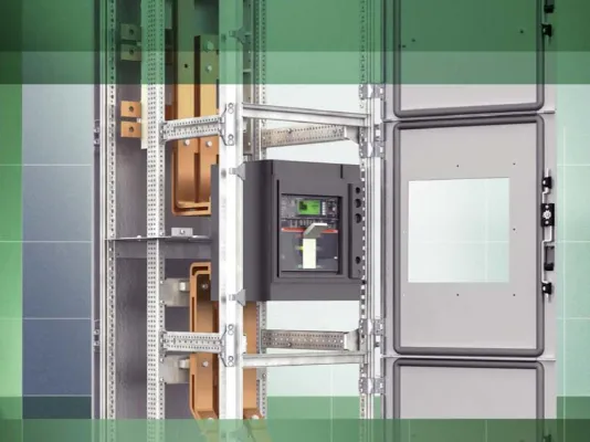 Bild: Reihenschaltschranksystem TriLine-R - Integration ABB Kompaktleistungsschalter Tmax T6, T7 / Emax X1