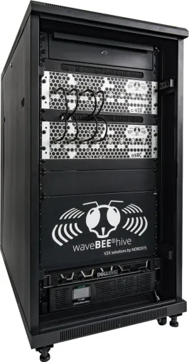 All-in-one-Systemlösung: Der waveBEE®hive von NORDSYS unterstützt neben C-V2X auch den ITS-G5-Standard Bild: All-in-one-Systemlösung: Der waveBEE®hive von NORDSYS unterstützt neben C-V2X auch den ITS-G5-Standard