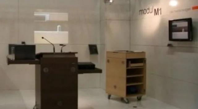 Bild: Medienwagen modul-M1 jetzt mit serienmäßigem Netzwerkanschluss