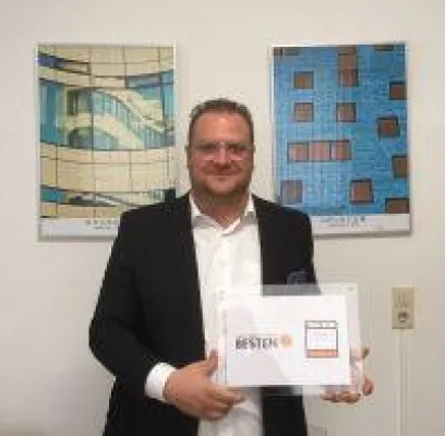 Bild: GRUNDUM Immobilien GmbH wurde von "wer kennt den Besten" als einer der besten Immobilienmaklern ausgezeichnet!