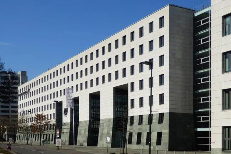 Bild: Düsseldorf: Land NRW mietet über Aengevelt 7.200 m² im CELLS-Objekt „Uerdinger Straße 88–92“