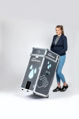 Bild: "happy disinfection" von M.A. Systems: Neue mobile Hygienestation für flexibles Händereinigen