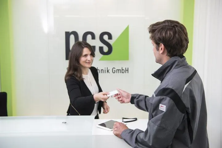 Achillesferse externe Personen – PCS Besuchermanagement sorgt für Transparenz und Sicherheitsbelehrung. Bild: Achillesferse externe Personen – PCS Besuchermanagement sorgt für Transparenz und Sicherheitsbelehrung.
