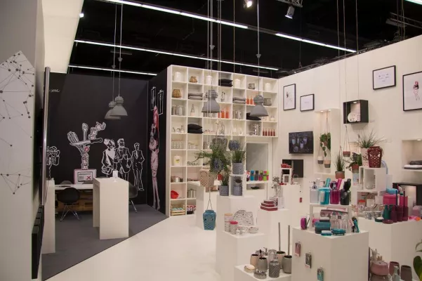 Neues Konzept für axentia-Messestand auf der Ambiente 2018 – Testrut konzentriert sich aufs Wesentliche Bild: Neues Konzept für axentia-Messestand auf der Ambiente 2018 – Testrut konzentriert sich aufs Wesentliche