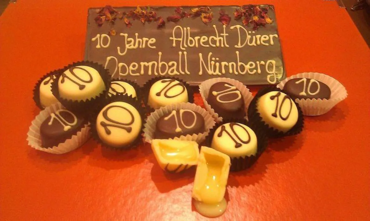 Opernball Praline 2011