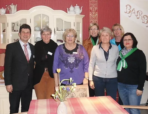 Barbaraneum würdigt verdiente Mitarbeiter zum 20-jährigen Jubiläum Bild: Barbaraneum würdigt verdiente Mitarbeiter zum 20-jährigen Jubiläum