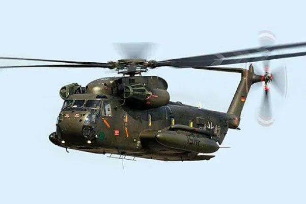 Bild: Telespazio VEGA Deutschland entwickelt Cockpit Procedure Trainer für CH-53GS/GE- Hubschrauber