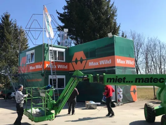 Bild: Container-Verkleidung - Max Wild