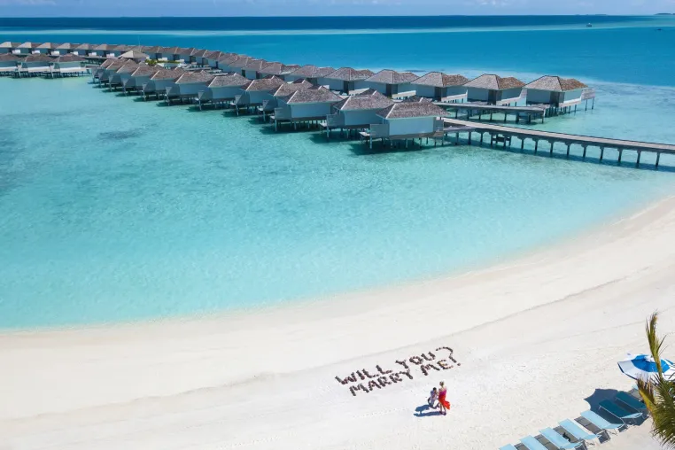 Bild: Das Lifestyle Resort Kandima Maldives hat „koole“ Ideen für den Heiratsantrag!