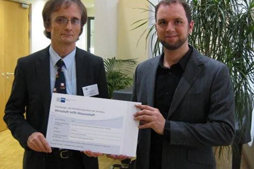 Bild: Adyton Systems startet Kooperation mit der Hochschule für Telekommunikation Leipzig (HfTL)