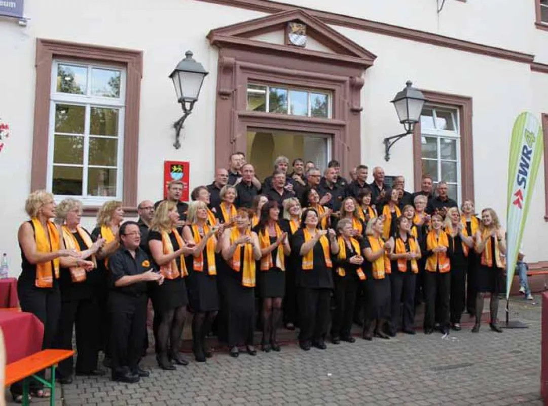 Der SWR SonntagsChor. Passion: das Singen. Mission: Die Freude am Chorgesang zu vermitteln.