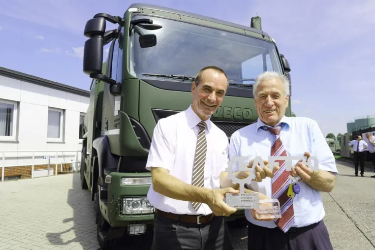 EAFT liefert Flugfeldtankwagen an die Bundeswehr aus Bild: EAFT liefert Flugfeldtankwagen an die Bundeswehr aus