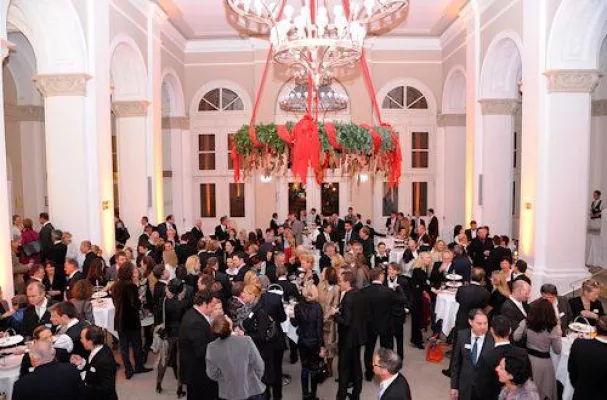 Bild: Bauer & Reif Dental feierte sein 25jähriges Jubiläum mit 300 Gästen im Maximilianeum