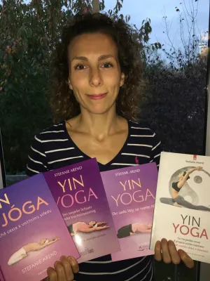 Bild: Stefanie Arend veröffentlicht Yin Yoga-Buch auf italienisch