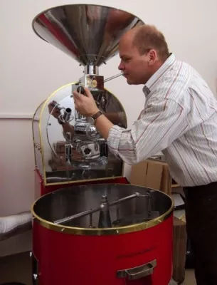 Kaffeerösterei Caffé Fausto feiert Geburtstag Bild: Kaffeerösterei Caffé Fausto feiert Geburtstag