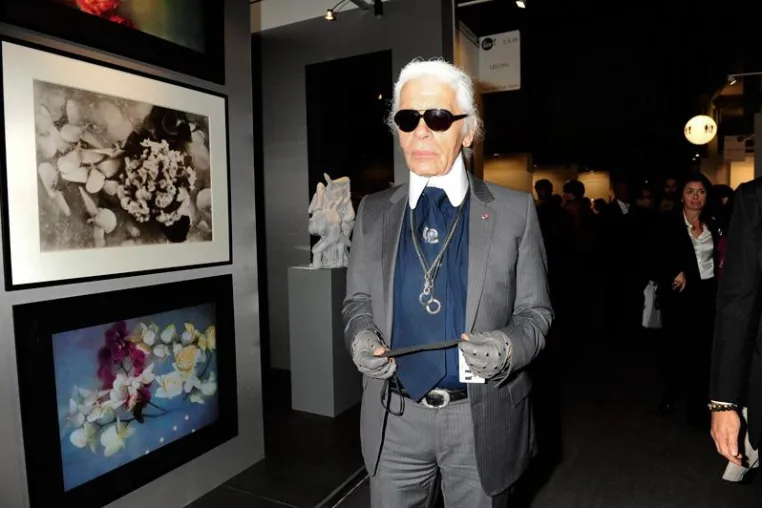 Bild: FIAC 2011: Galerie Gmurzynska präsentiert „REBELS“ - Kuratorin: Isabelle Bscher, Standdesign: Karl Lagerfeld