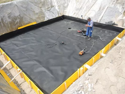 Bild: Zum Notfall in die Schweiz. ABG®-Kellerdicht-System rettet Einfamilienhaus