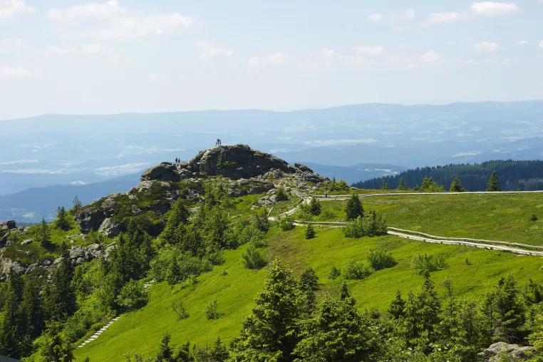 Pfingsturlaub trotz Corona: Die schönsten Angebote für Ferien in der Heimat Bild: Pfingsturlaub trotz Corona: Die schönsten Angebote für Ferien in der Heimat