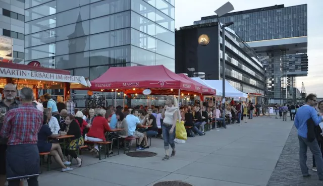 Bild: Jetzt schon vormerken: Vom 12. bis 21. August findet die „4. Weinwoche im Rheinauhafen Köln“ statt