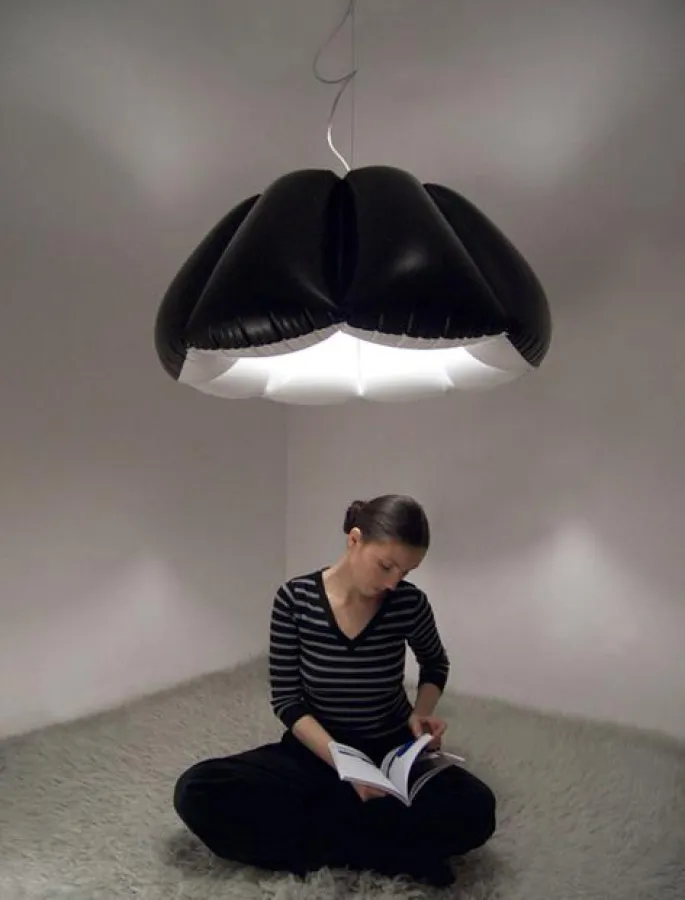 Aufblasbare Hängelampe Orca; Foro: (c) rabarbar.de