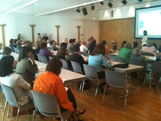 Bild: Es gilt, einzig und nicht artig zu kommunizieren- beim Symposium "FrauenUnternehmen in Bühl