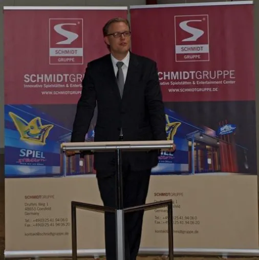 „Zukunft kann man bauen“ – Richtfest bei der SCHMIDTGRUPPE Bild: „Zukunft kann man bauen“ – Richtfest bei der SCHMIDTGRUPPE
