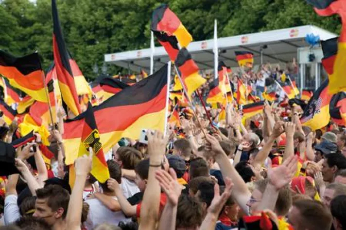 Bild: Fahnenfleck macht die EM zum Event der EMotionen