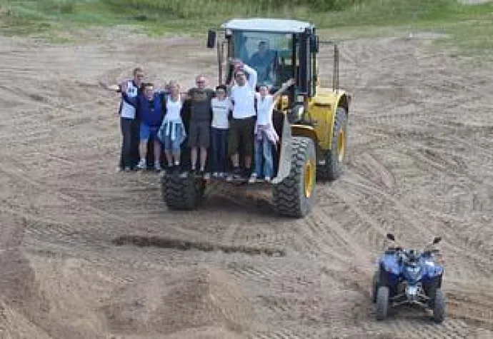 Bild: MLP - Offroad in der Kiesgrube