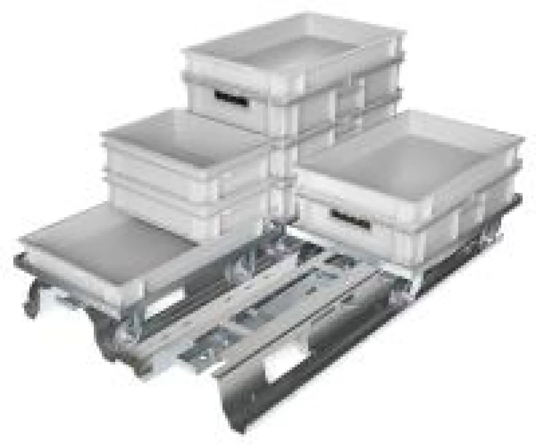 Transport- und Lagerpalette LEANpallet(C) mit 3 Bodenroller beladen.