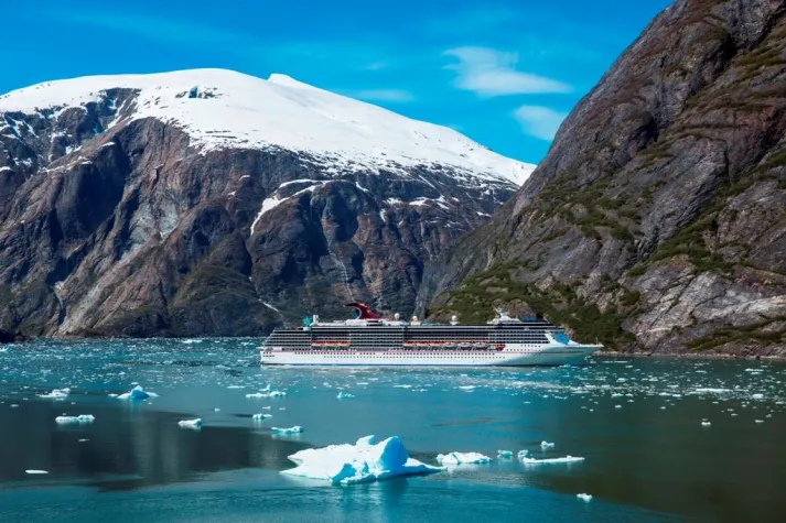 Bild: Carnival weitet Alaska-Angebot aus – 2021 mit zwei Schiffen zu den Gletscherwelten Nordamerikas