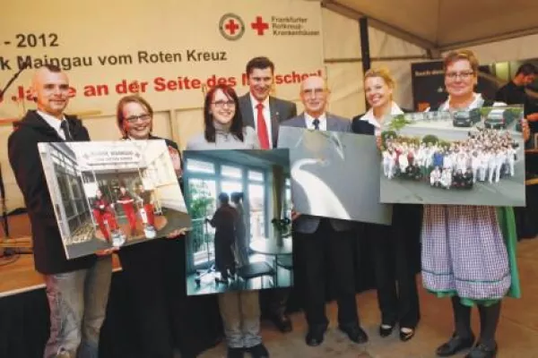 Bild: 100 Jahre Klinik Maingau: Preisträger des Fotowettbewerbs bei Jubiläumsfeier gekürt