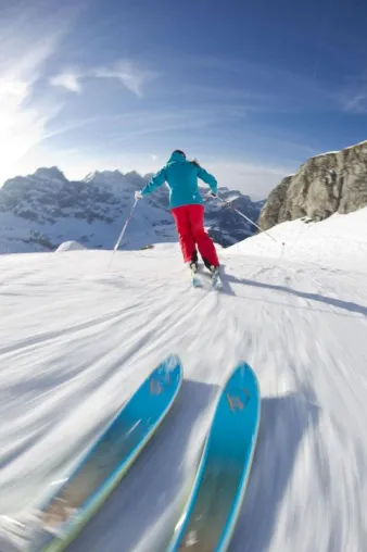 Bild: Ein Ski geht auf Tour: Der BBR von Salomon stellt sich dem Publikum
