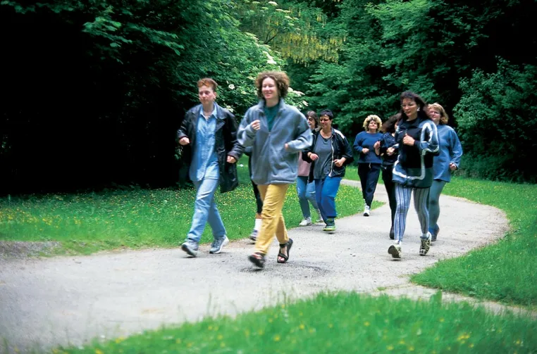 Bild: Verbesserungen für Beamtinnen: Mutter-Kind-Kuren seit 01.01.2004 beihilfefähig