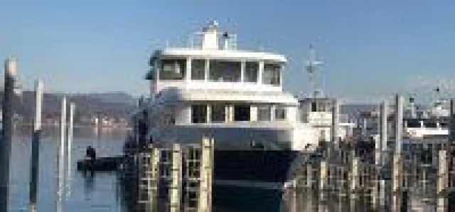 Bild: Der Frühling am Lago Maggiore bringt Hybridschifffahrt