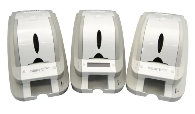 Bild: Mitgliedsausweise und BagTags für Golfer