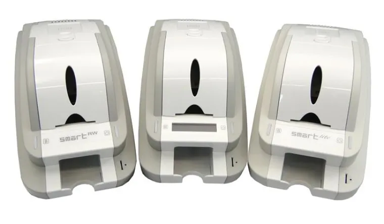 Bild: Mitgliedsausweise und BagTags für Golfer