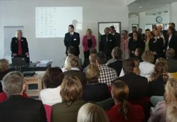 Bild: Nachlese FibuNet Anwendertreffen 2006 – Mit FibuNet auf einer Linie