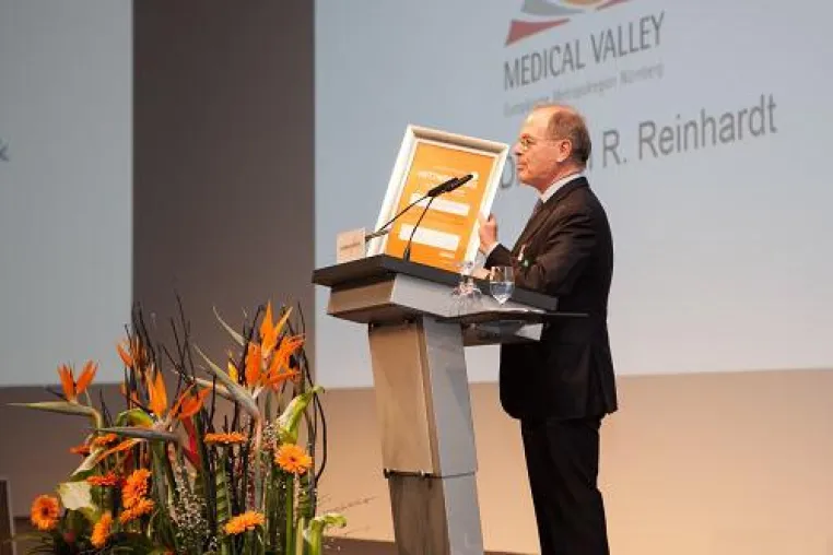 Gemeinsam sind wir stark - Medical Valley EMN e.V. erhält Netzwerkpreis Bild: Gemeinsam sind wir stark - Medical Valley EMN e.V. erhält Netzwerkpreis