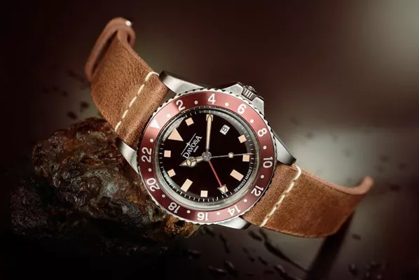 Bild: Unisex-Uhr für Retro-Liebhaber: die DAVOSA Vintage Diver Quartz