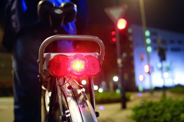Bild: Was moderne Fahrradbeleuchtung hell macht
